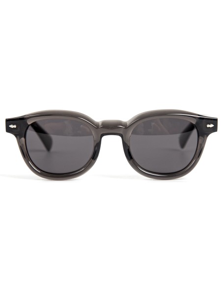 Fashionable thick-rimmed minimalist sunglasses